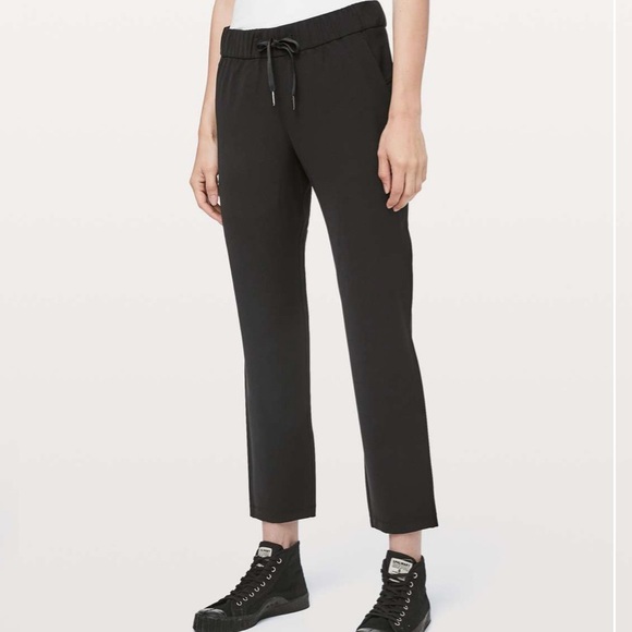 Lululemon On The Fly Pant *Woven 27" - Picture 5 of 11